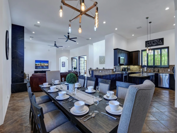 Palm Springs Luxury Villa with 5 Bedrooms
