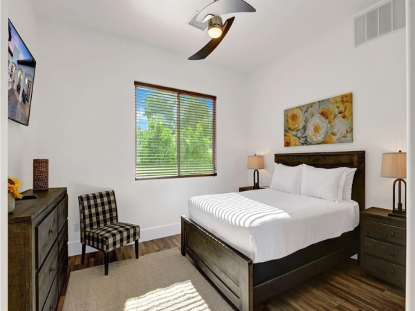 Palm Springs Luxury Villa with 5 Bedrooms