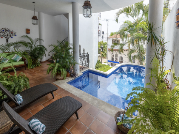 Lovely Puerto Vallarta Vacation Unit