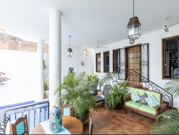 Lovely Puerto Vallarta Vacation Unit
