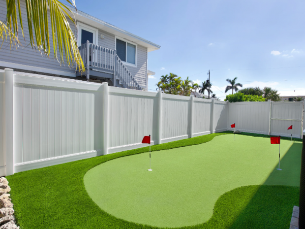 Fort Myers Beach 3-Bedroom Pool Home w/ Tiki Hut & Putting Green
