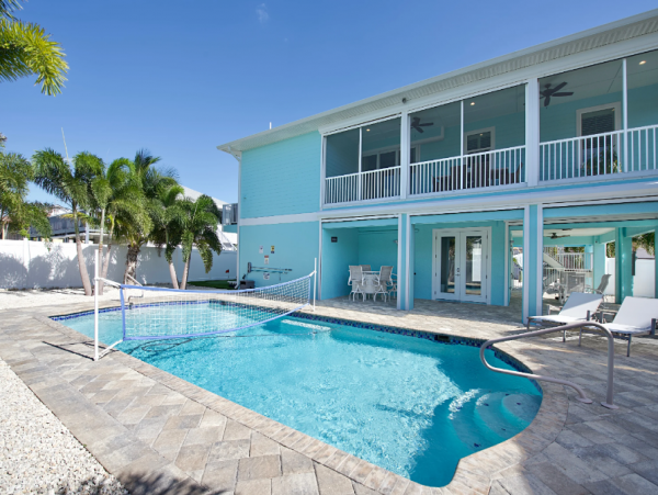 Fort Myers Beach 3-Bedroom Pool Home w/ Tiki Hut & Putting Green