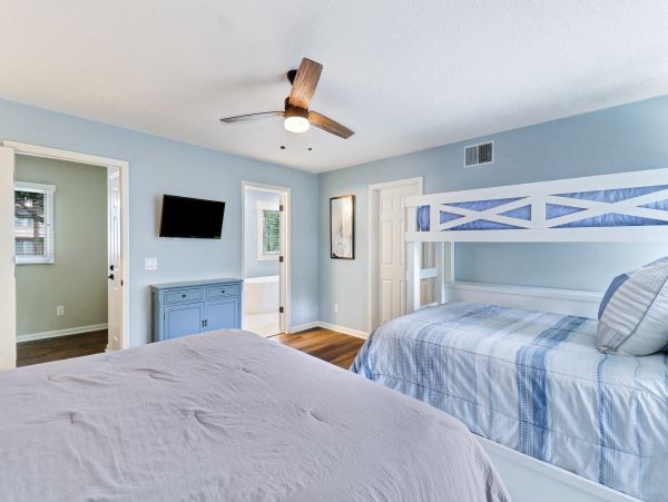 Luxury Home with 6 Bedroom & Private Pool in Hilton Head Island