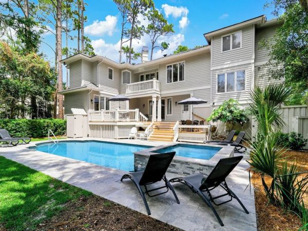 Luxury Home with 6 Bedroom & Private Pool in Hilton Head Island