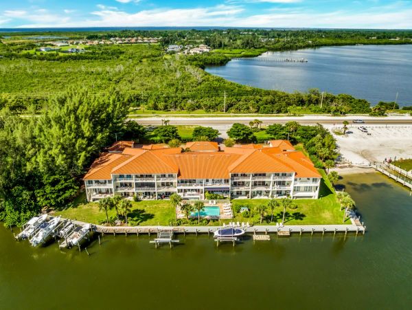 Bay Views Bradenton Vacation Condo Three Bedroom