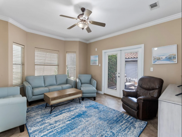 Destin Vacation Home Sleeps 14 guests.
