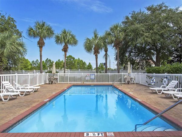 Destin Vacation Home Sleeps 14 guests.