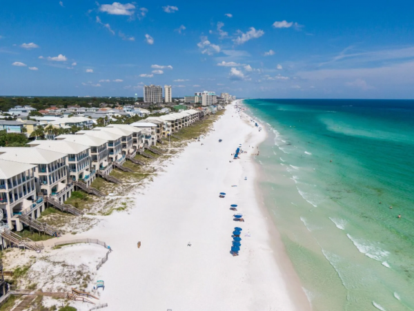 Destin Vacation Home Sleeps 14 guests.