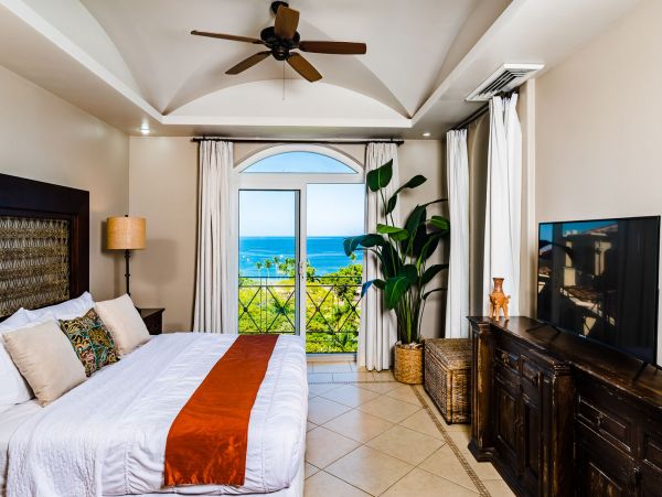 Tamarindo Oceanview Condo with 4 Bedrooms
