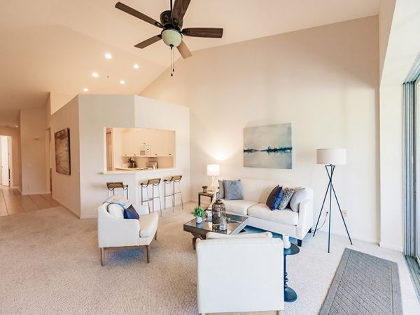 Naples Lakeview Condo with 2  Bedrooms
