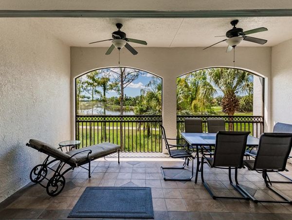 Naples Lakeview Condo with 2  Bedrooms