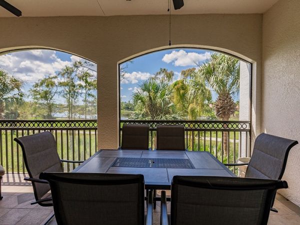 Naples Lakeview Condo with 2  Bedrooms