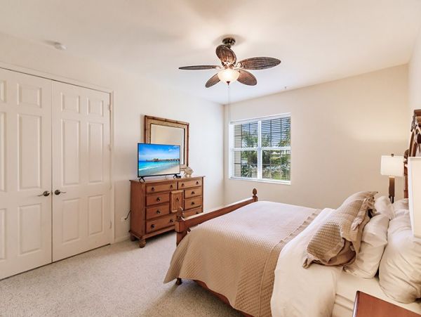 Naples Lakeview Condo with 2  Bedrooms