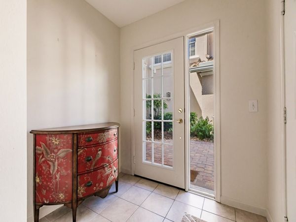 Naples Lakeview Condo with 2  Bedrooms