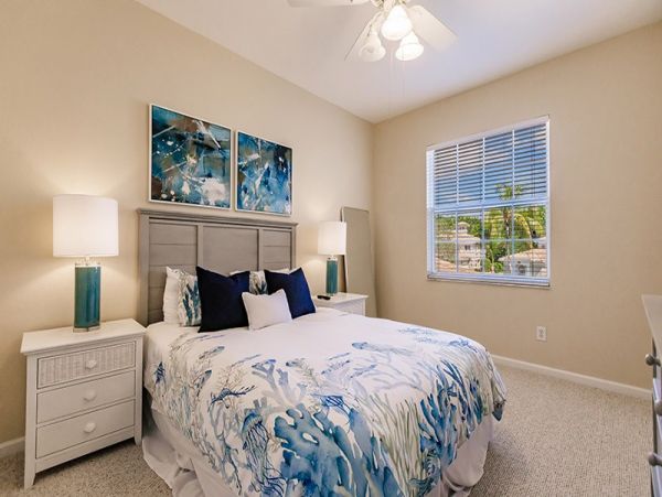 Naples Lakeview Condo with 2  Bedrooms