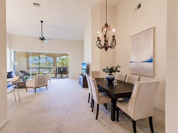 Naples Lakeview Condo with 2  Bedrooms