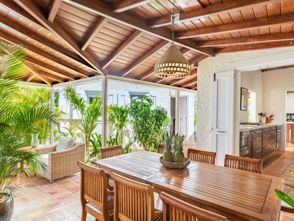 Gorgeous 4 Bedroom Vacation Villa with Amazing Views