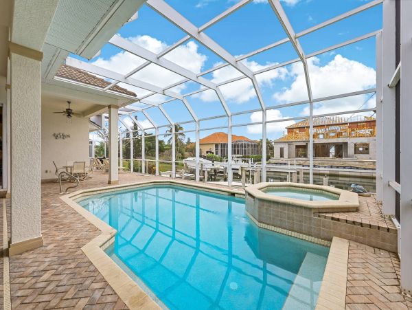 Lovely Marco Island 4 Bedroom Waterfront Home
