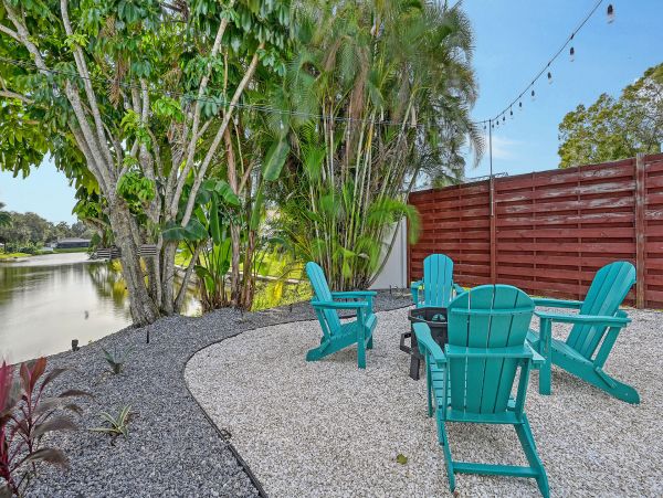 Three Bedroom Waterfront Rental Home in Sarasota