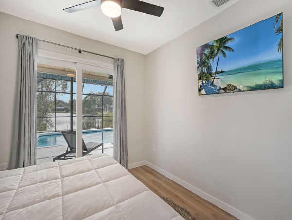 Three Bedroom Waterfront Rental Home in Sarasota