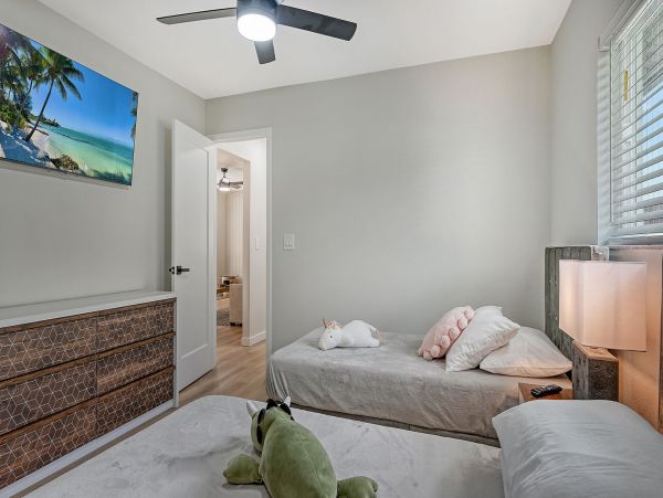Three Bedroom Waterfront Rental Home in Sarasota