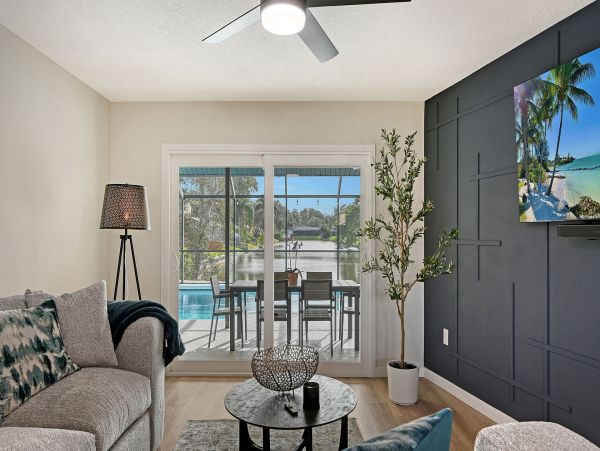 Three Bedroom Waterfront Rental Home in Sarasota