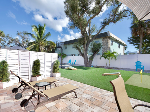 Lovely Fort Myers 2 Bedroom Vacation Duplex
