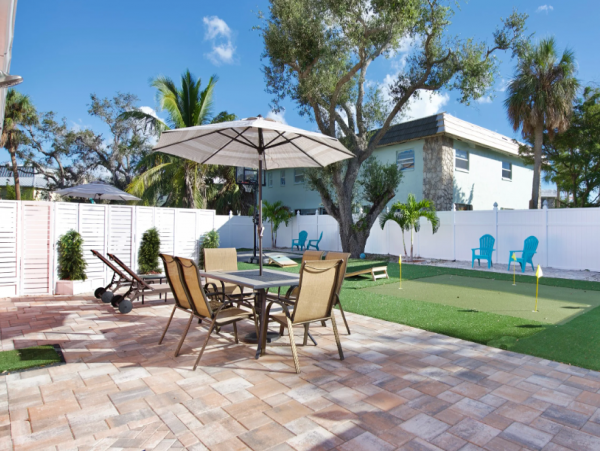 Lovely Fort Myers 2 Bedroom Vacation Duplex