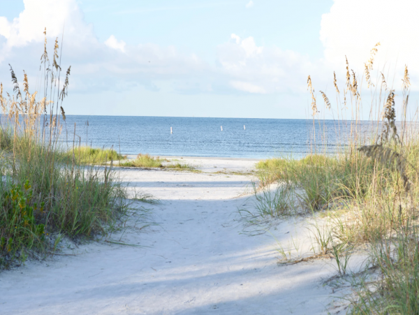 Lovely Fort Myers 2 Bedroom Vacation Duplex