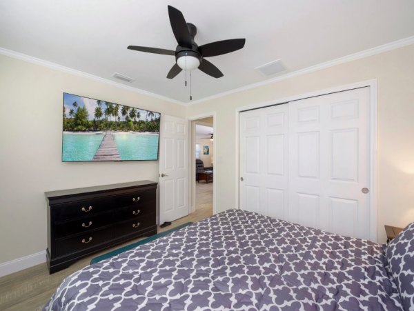 Lovely Fort Myers 2 Bedroom Vacation Duplex