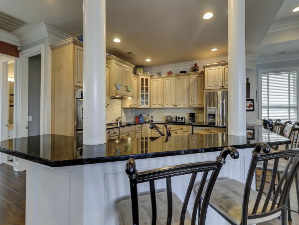 Beautiful Vacation Getaway in Hilton Head Steps to the Beach