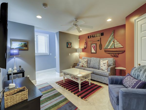 Beautiful Vacation Getaway in Hilton Head Steps to the Beach