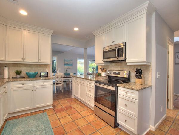 Three Bedroom Beachside Luxury Vacation Rental Home