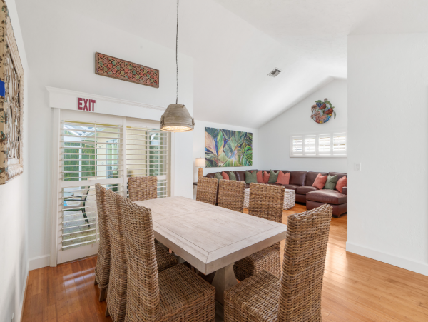 Spacious 3 Bedroom Vacation Home in Dania Beach