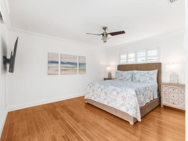 Spacious 3 Bedroom Vacation Home in Dania Beach