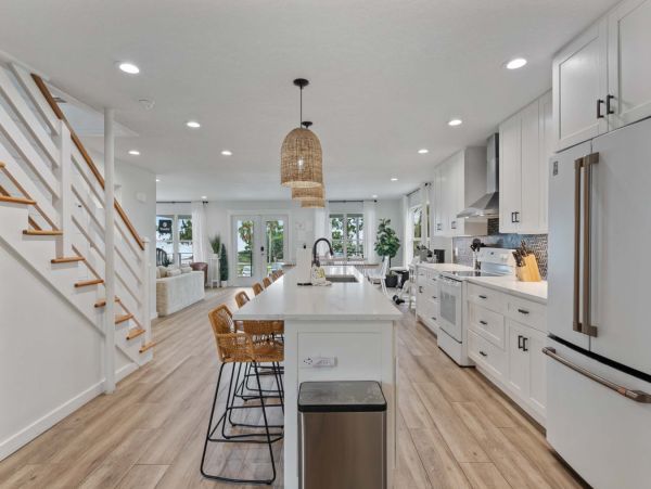 Steps to Beach Anna Maria Island Vacation Home Beach Right Across Street NEW ARRIVAL