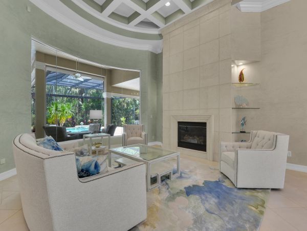 Naples Home 1086683