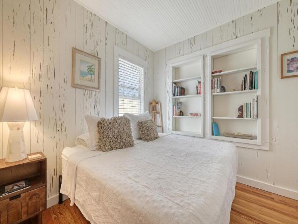Beachside Getaway Four Bedroom Vacation Rental in Siesta Key