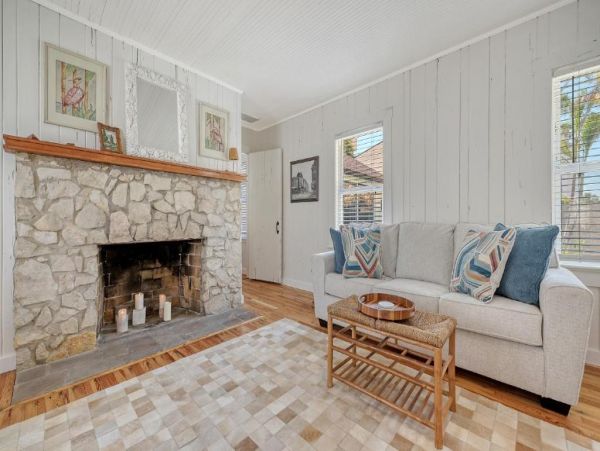 Beachside Getaway Four Bedroom Vacation Rental in Siesta Key