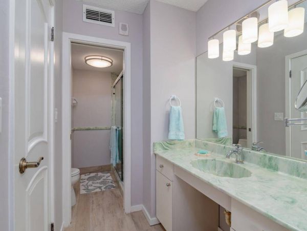 Beachront Two Bedroom Vacation Condo in Marco ISland