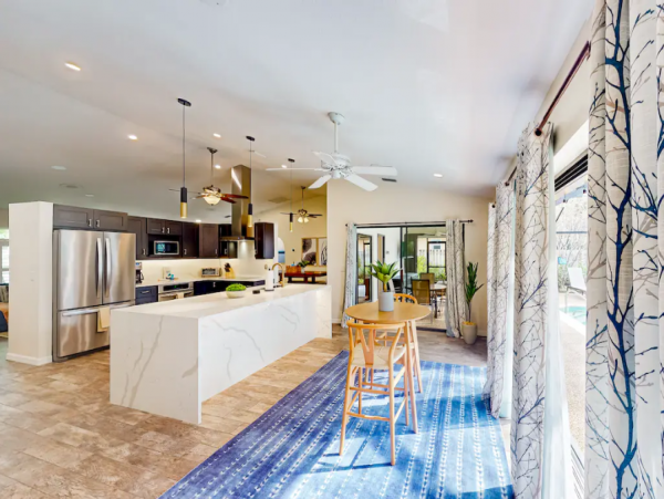 Vacation Home with Pool, Hot tub & 3 Bedrooms in Naples