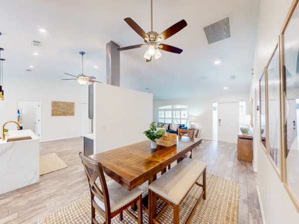 Vacation Home with Pool, Hot tub & 3 Bedrooms in Naples