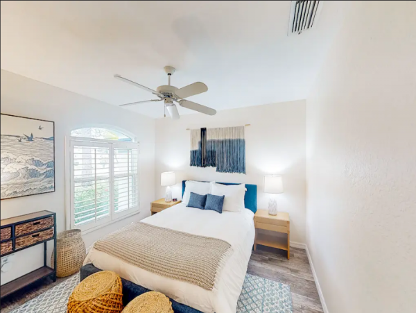 Vacation Home with Pool, Hot tub & 3 Bedrooms in Naples
