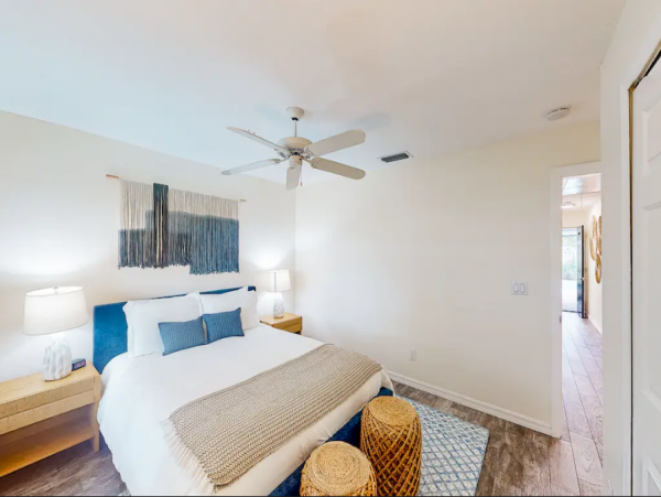 Vacation Home with Pool, Hot tub & 3 Bedrooms in Naples