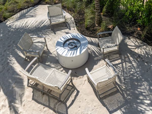 Key West Sunny Home with 6 Bedrooms and Pool