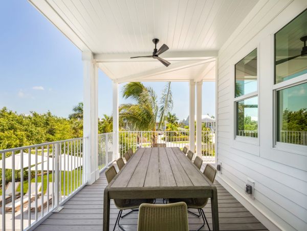 Key West Sunny Home with 6 Bedrooms and Pool