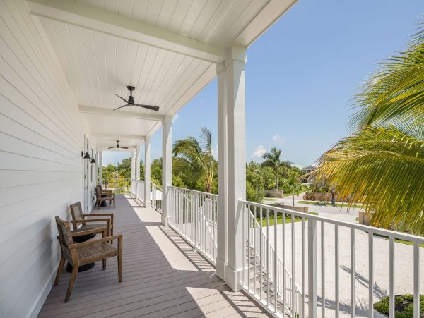 Key West Sunny Home with 6 Bedrooms and Pool