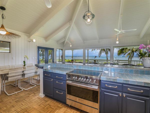 Ocean View Luxury Vacation Home in Anini Beach, Princeville