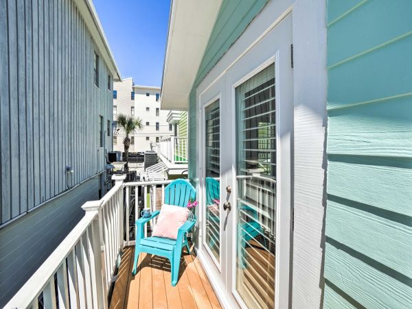 Clearwater Vacation Condo One Bedroom Steps to Beach