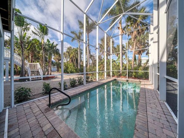 Sanibel Vacation Pool Home Three Bedrooms Sleeps 6 Guests